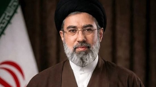 فوری/ آیت‌الله سید مجتبی خامنه‌ای رهبر جمهوری اسلامی ایران شد