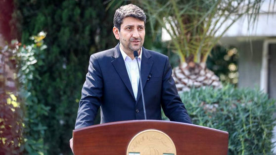 وزیر ارتباطات: پیگیر رفع اختلال اینترنت هستیم